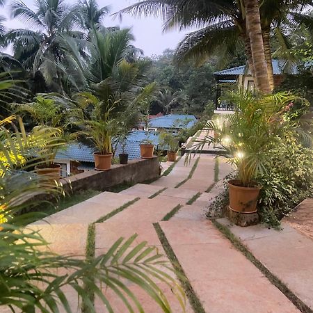 Atmani Waterfront Resort Cola Exteriér fotografie