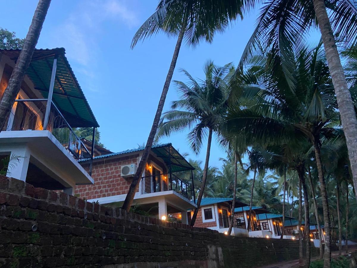 Atmani Waterfront Resort Cola Exteriér fotografie