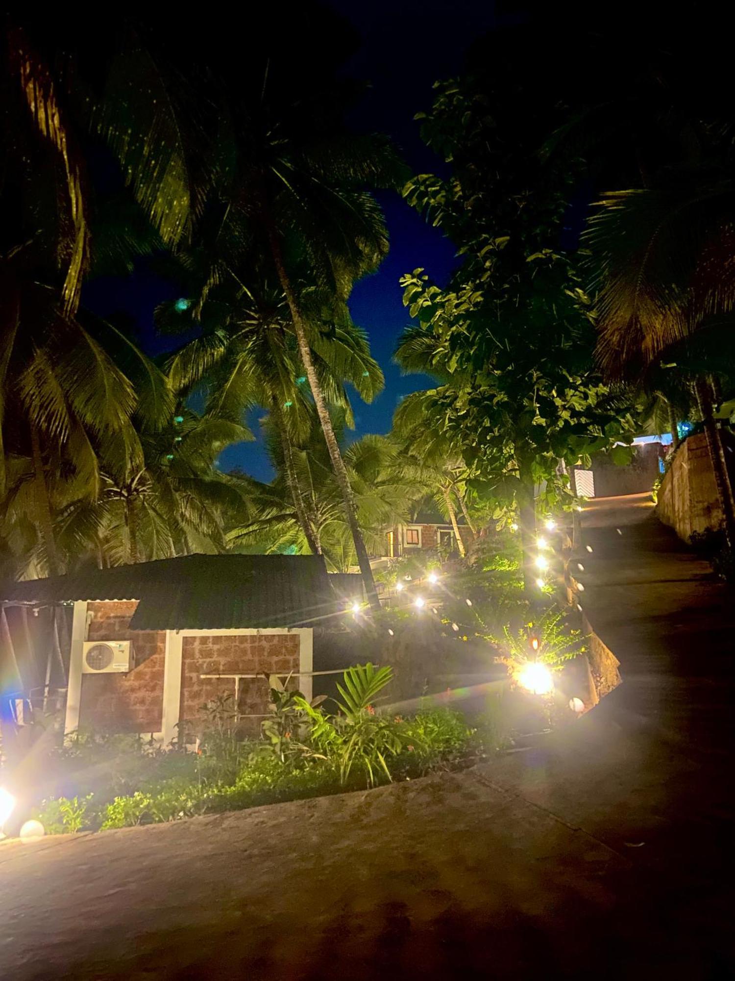 Atmani Waterfront Resort Cola Exteriér fotografie